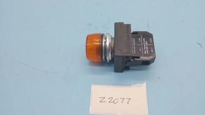 USED Eaton E22D SER B1 ( ORANGE ) LIGHT UNIT