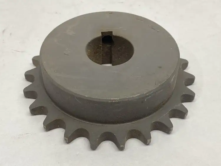 Used UNBRANDED ROLLER CHAIN SPROCKET 22 TEETH 1" BORE 1/4" KEY Miscellaneous MRO | Maverick Industrial Sales #1121832