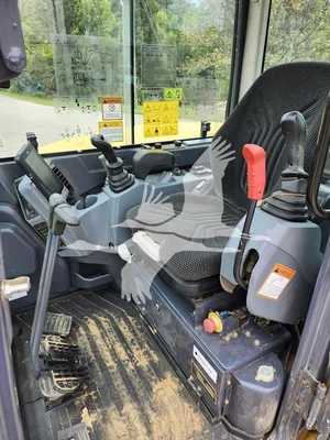 USED 2022 XCMG XE55U