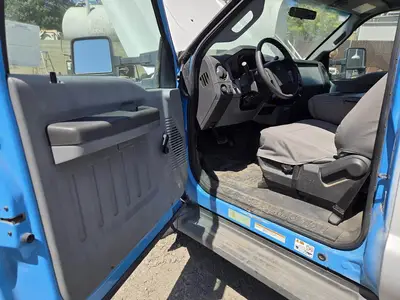 USED 2012 FORD F-550