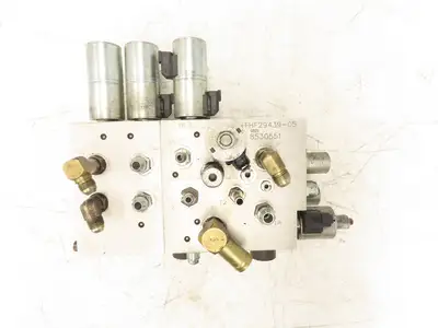 Hyster Hydraulic Manifold Block from E60Z Forklift