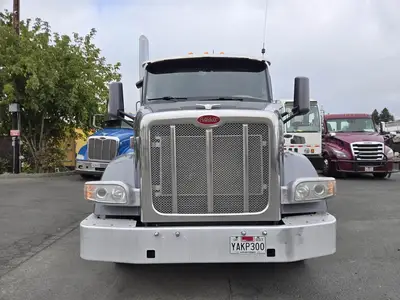 USED 2020 PETERBILT 567