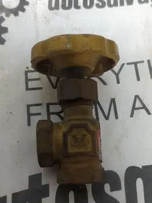 New | in-Stock FUJIKIN 8 NEEDLE Pump & Valve Parts Ohio US | Surplus Asset Holdings #1243505