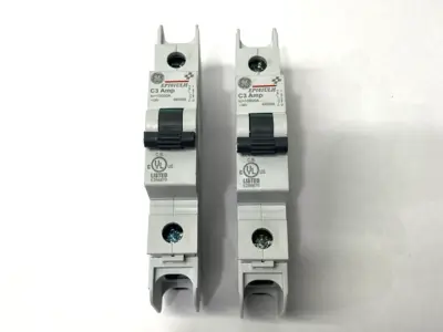 New | in-Stock GE Miniature Circuit Breaker 1-Pole 120V LOT OF 2 Circuit Breakers Michigan US | Maverick Industrial Sales #1389826