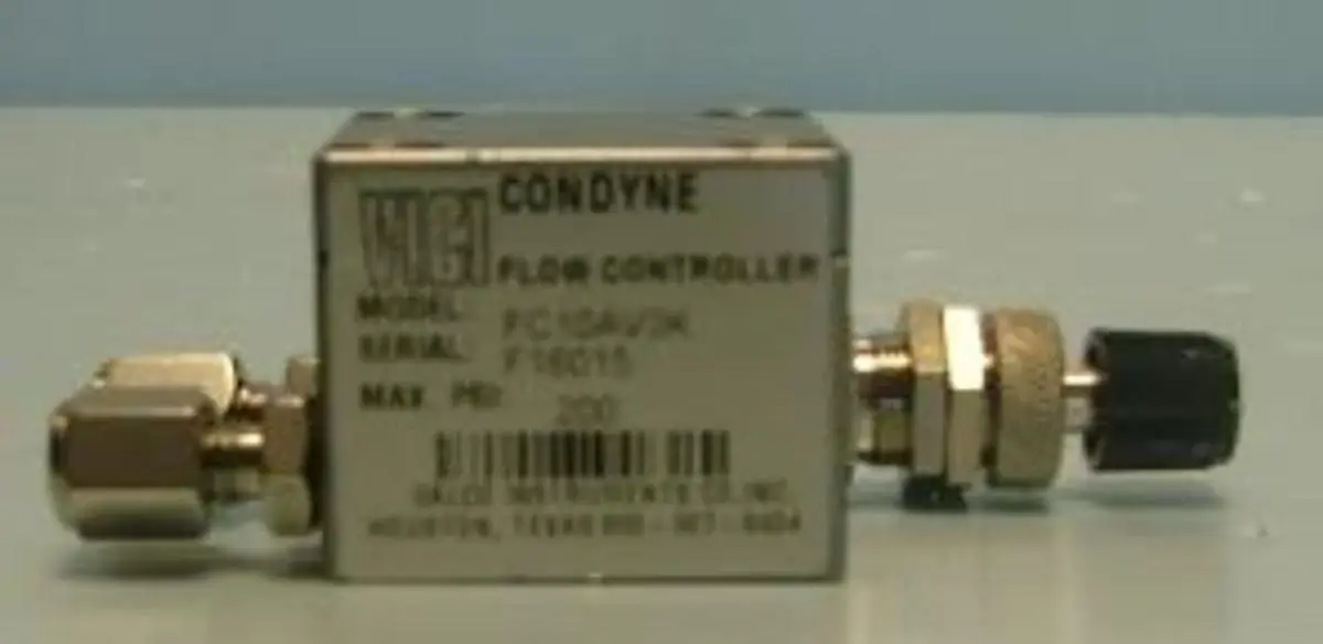 QTY. 1. VICI CONDYNE FLOW CONTROLLER MODEL FC10AV3...