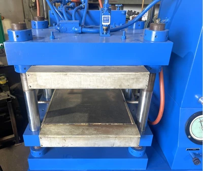 USED 1985 PHI PHI 50R1818S-2HCS-P-Y2S8-L PRESS