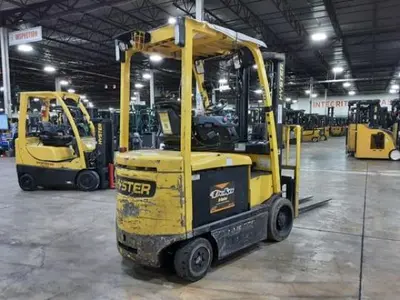 USED 2020 HYSTER E60XN-33
