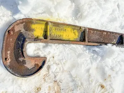 Used KEYSTONE RIGHT HAND DRILLING TOOL WRENCH (3-1/2" X 56" CLAW END STYLE J-WRENCH Wrenches Pennsylvania US | East West Machinery & Drilling #1417917