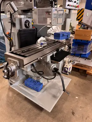 YUWE TM330H Bridgeport Style Horizontal & Vertical Milling Machine