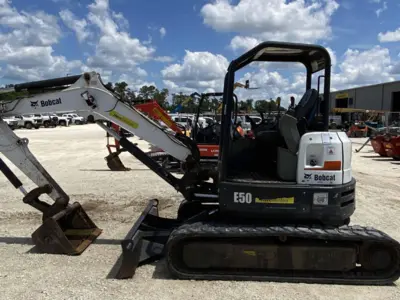 2018 BOBCAT E50 9,500-24,999 Lb Mini Excavators | Steam Well LLC (3)