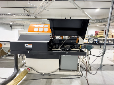Tisfoon Optimizing Wood Scanner Defect Chop Saw and Sorting Line - 2020 Machine!