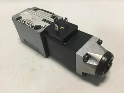USED REXROTH 4WE6D51AG24NZ4V