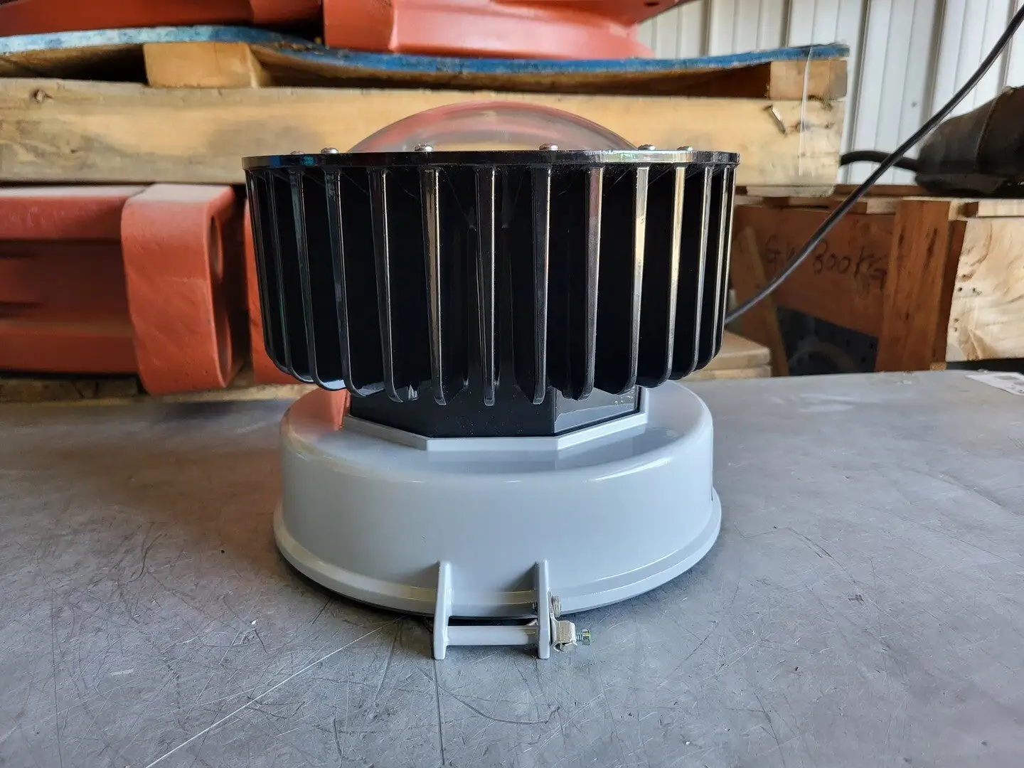 NEW CROUSE-HINDS VMV7L/UNV1