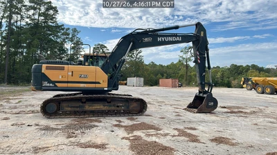Used 2023 HYUNDAI HX210AL Excavators Texas US | National Equipment Dealers #1422423
