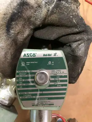 ASCO Red-Hat 8320G184 1/4″ 3-Way Brass Solenoid Valve 115PSI WOG -Lot of 6