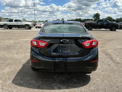 USED 2017 CHEVROLET CRUZE