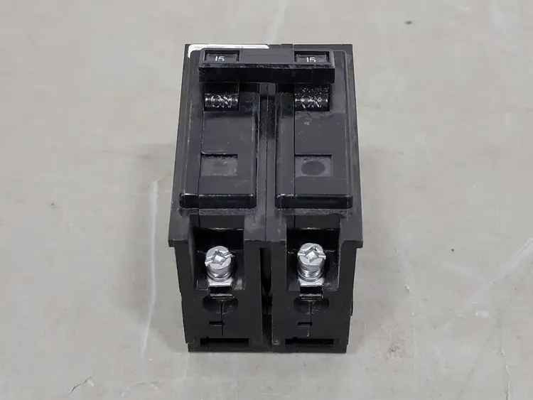 Used EATON CUTLER-HAMMER BAB2015 Switchgears British Columbia CA | Lenmark #240810