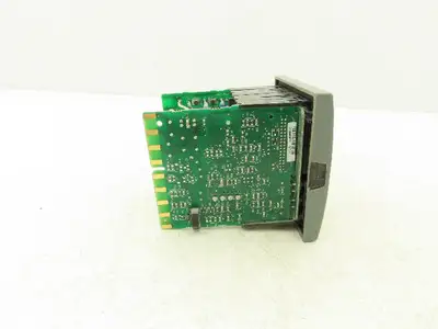 Honeywell DC2500-E0-0L00-100-00000-00-0 UDC2500 Temperature Controller Module