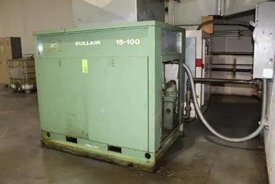 SULLAIR 16-100 Rotary Screw & Sliding Vane Air Compressors | Levy Recovery Group (3)