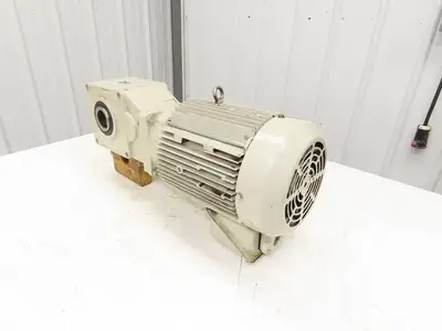 Sumitomo RNYM3-1521-AV-10 Hyponic Drive Gearmotor 10:1/175rpm 2.2kw 230V 3PH