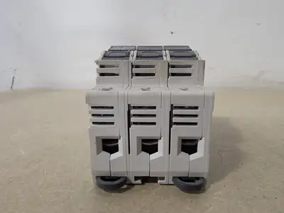Used ALLEN-BRADLEY 1492-FB3C30 Misc Electrical & Power Parts British Columbia CA | Lenmark #367289