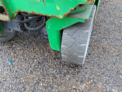 USED 2016 Genie GS-3232