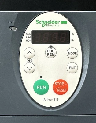 NEW Schneider Electric ATV212HD15N4