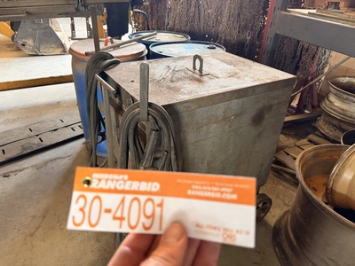 Used LINCOLN R3R-300 ARC WELDER Arc Welders Michigan US | Miedema Asset Management Group #1369517
