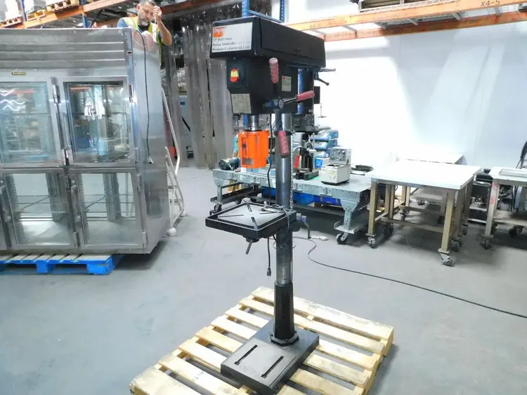 Used DAYTON 3Z918E Heavy Duty & Sensitive Single Spindle Drills Texas US | Aucto #1454465