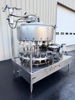 FOGG 18 Valve Gallon Bottle Filler with 5 head Screw Capper