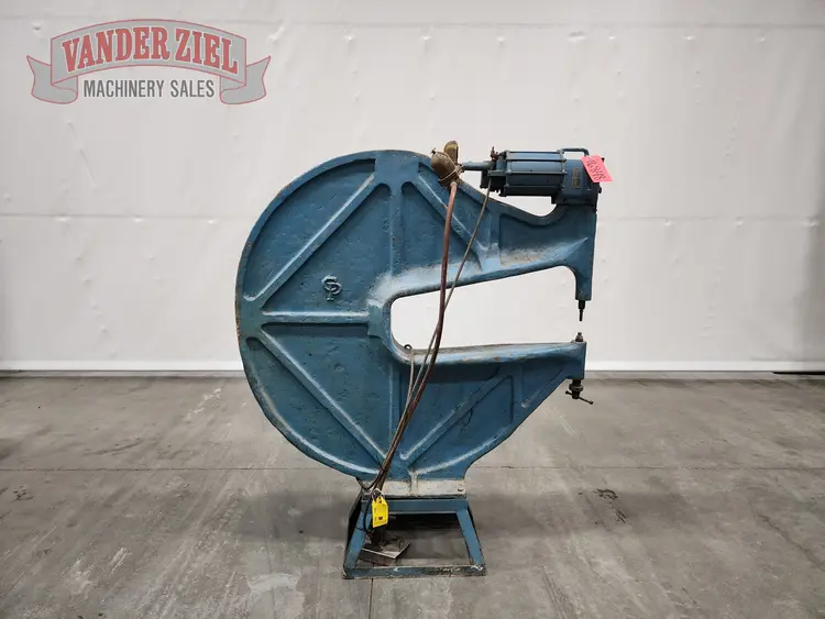 Used CHICAGO _UNKNOWN_ Riveters Michigan US | Vander Ziel Machinery Sales #482799