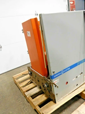 Used GE VB 7.2-500-3 Circuit Breakers Ohio US | Equipment Recovery Corp. #1331714