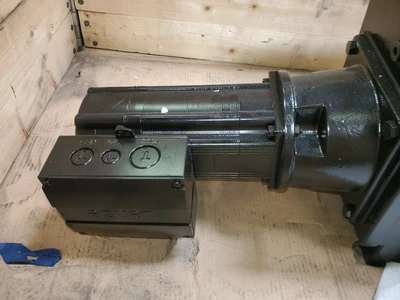 NEW Lenze TYPE MCA 10140-RS0B0-B14N-KK6S00N-R0SU