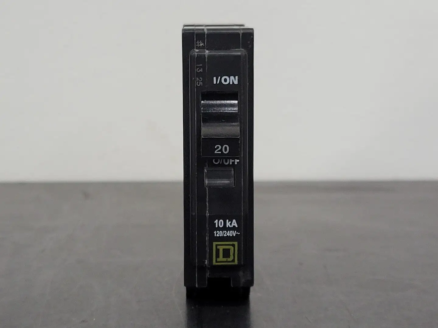 USED SQUARE D QO120