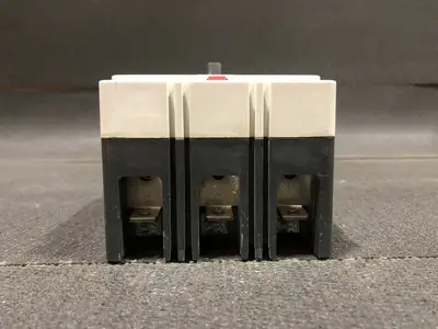 USED ALLEN-BRADLEY 140U-I3C3-C30