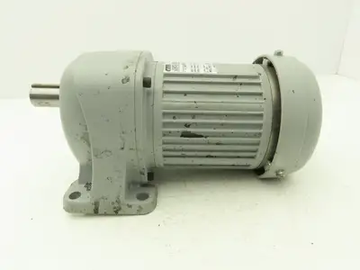 GTR Nissei G3LB-22-200-T010A Gearmotor 200:1 Ratio 0.1kw 8.6rpm 220V 3PH