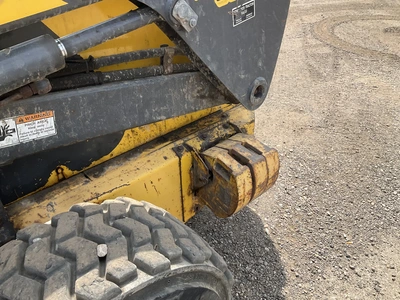 Used 2010 NEW HOLLAND L190 Skid Steer Loaders Michigan US | Miedema Asset Management Group #1325534