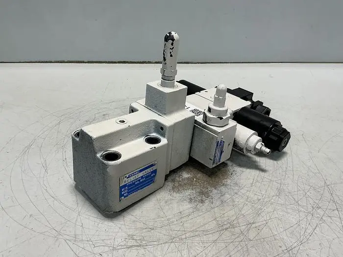 Used TOKIMEC DG4VS-3-0C-M-P7-H-7-P12-52 Valves/Fittings Michigan US | Ideal Machinery #698173