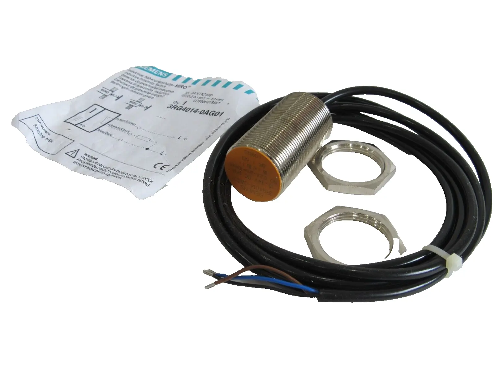 NEW SIEMENS 3RG4014-0AG01 INDUCTIVE PROXIMITY SWITCH 3RG40140AG01