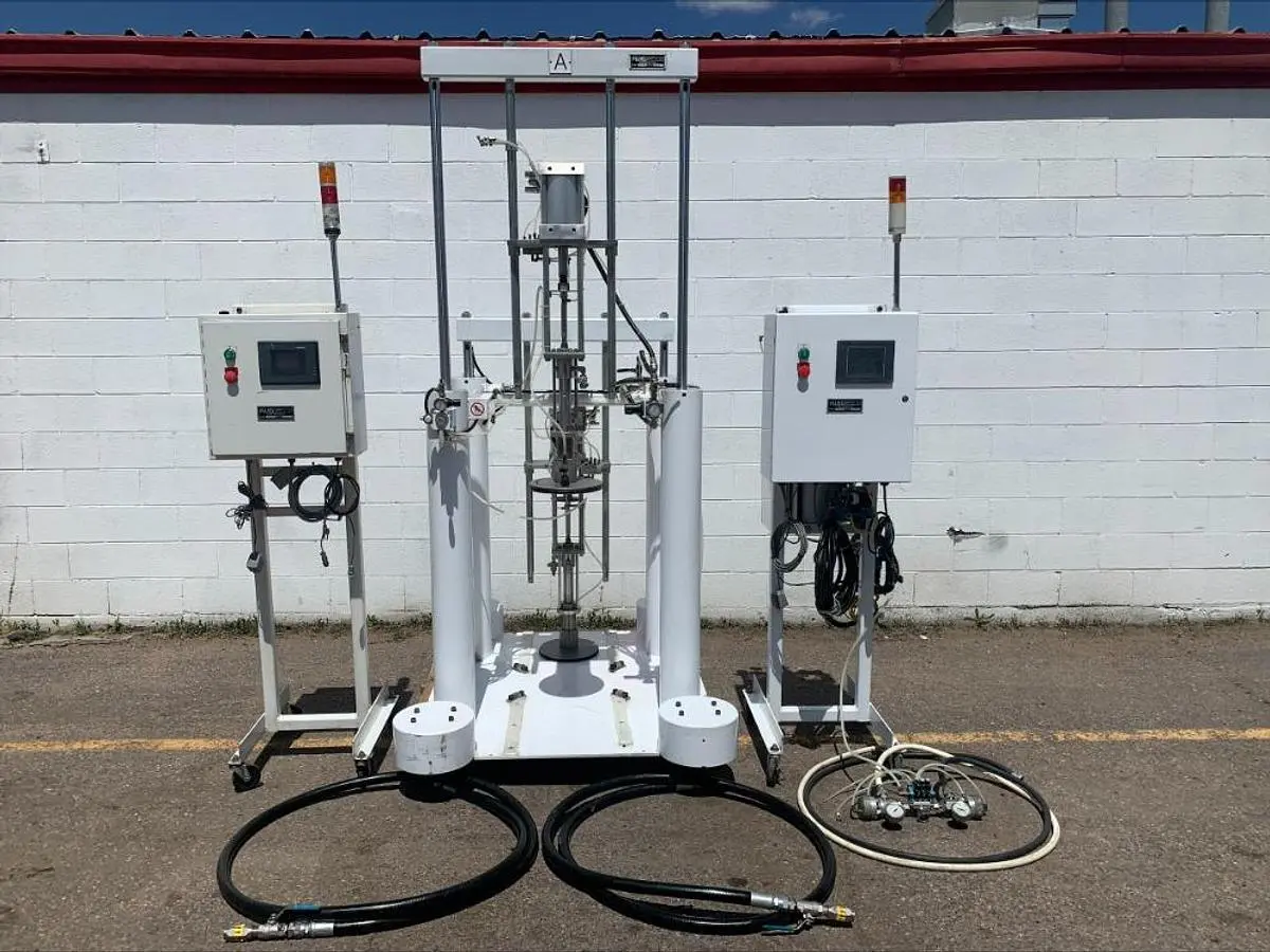 Used 1900 GRACO TWO COMPONENT METER-MIX Processing (misc) Colorado US | Revelation Machinery #1362748