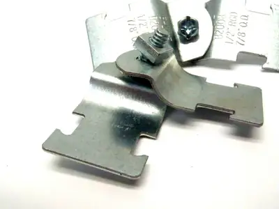 USED B-LINE STRUT STRAPS 1/2 INCH RGD 7/8 INCH