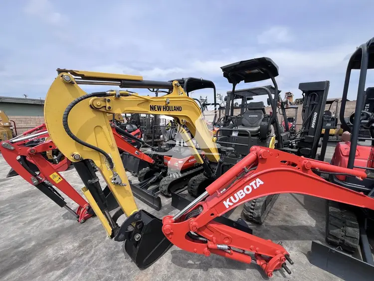 Used 2022 NEW HOLLAND E17C Crawler Excavators - Mini California US | Lillo Machinery #1403815