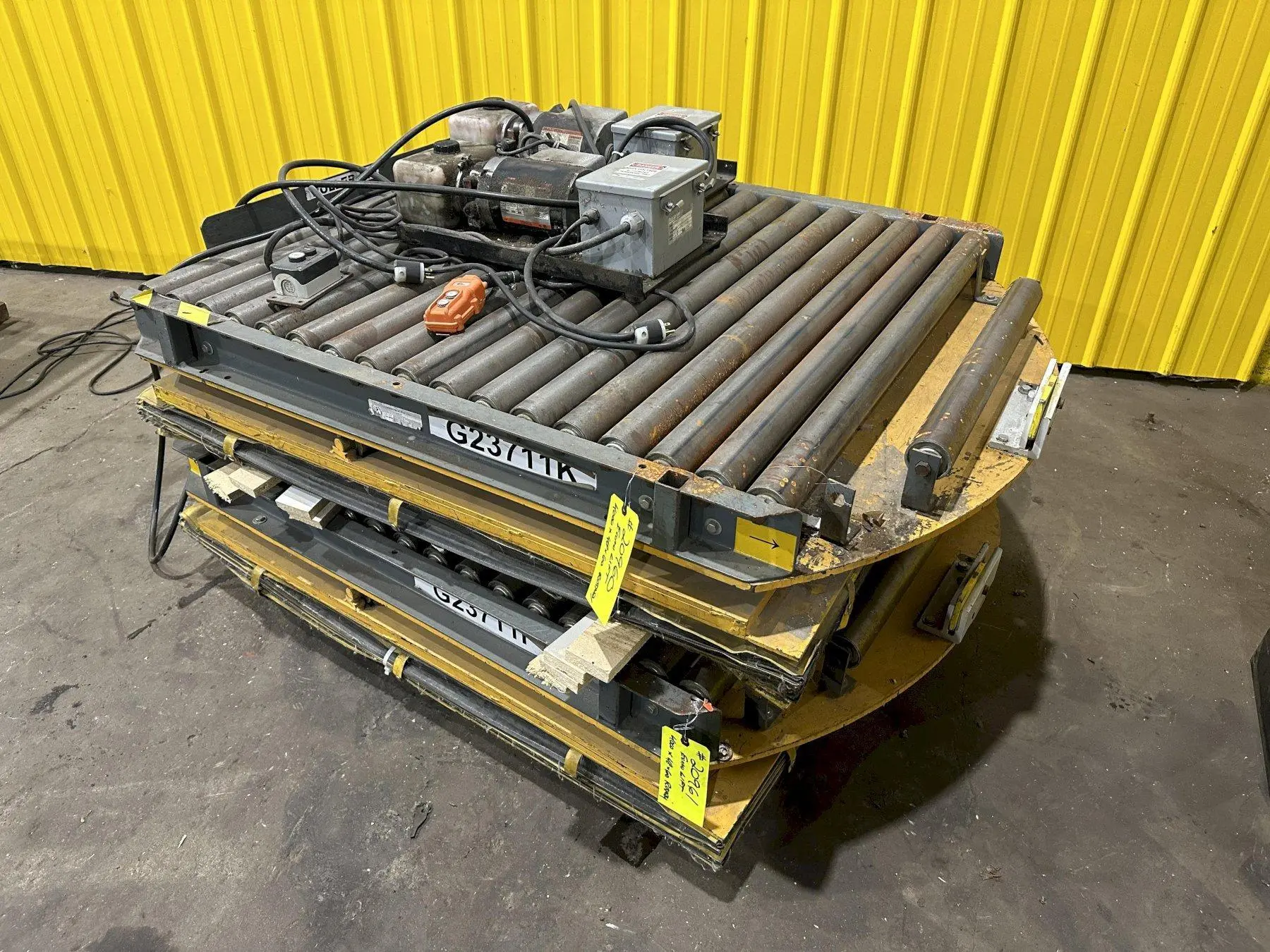 4,000 LBS X 60" X 48" ECONO LIFT HYDRAULIC SCISSOR LIFT TABLE WITH ROTARY ROLLER CONVEYOR TOP, 115 VOLT: STOCK #20961