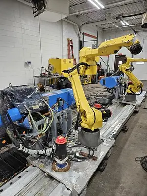 USED 2010 FANUC M-20IA/10L