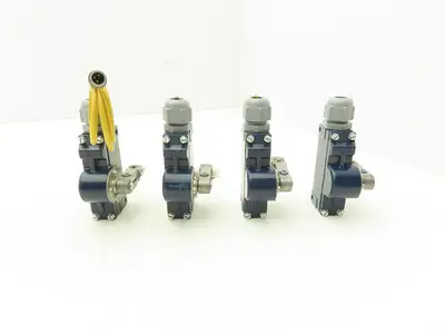 Schmersal M2H 302-11Y-M16-F10 Safety Limit Switch 230V IP65 Lot of 4