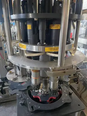 Zalkin 6-head rotary Plastic Capper