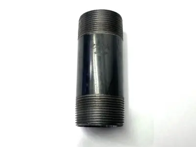 N/A | Black Steel Pipe Nipple 1-1/2" x 4-1/2" - New – Open box