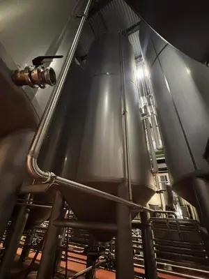 1995 MUELLER 16,600 GALLON Stainless Steel Tanks | Perry Equipment (4)