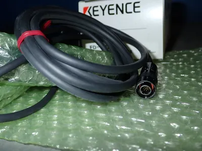 NEW KEYENCE FDXS8