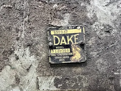 DAKE 918-368 Hydraulic Press | Universal Press & Machinery (UPM) (7)